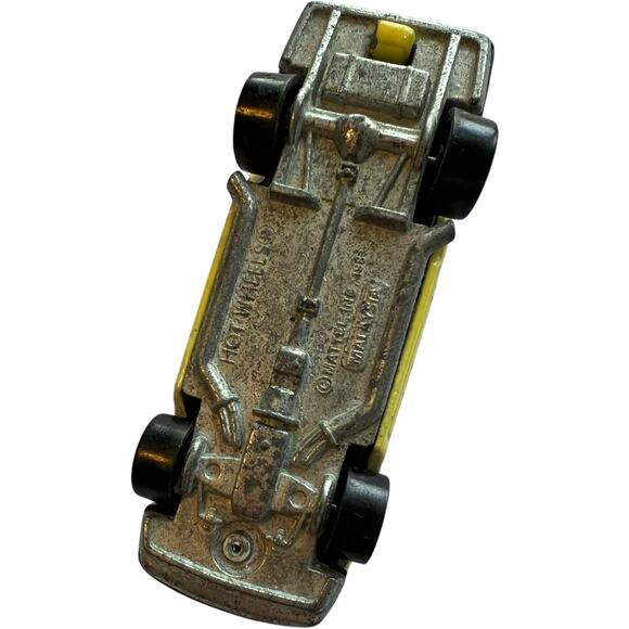 Vintage 1981 Hot Wheels Ford Thunderbird #4 Racing Yellow Malaysia Die-Cast Car - Picture 8 of 8